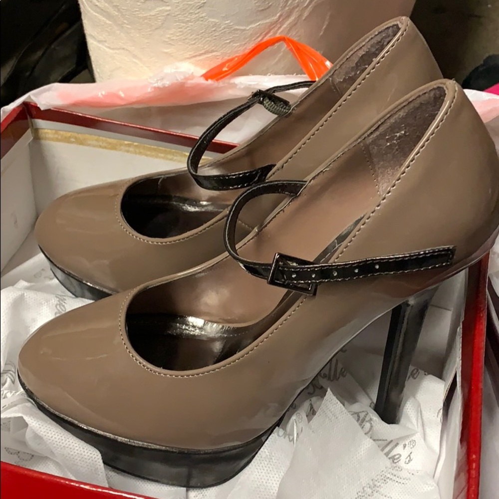 Taupe Nude Pumps